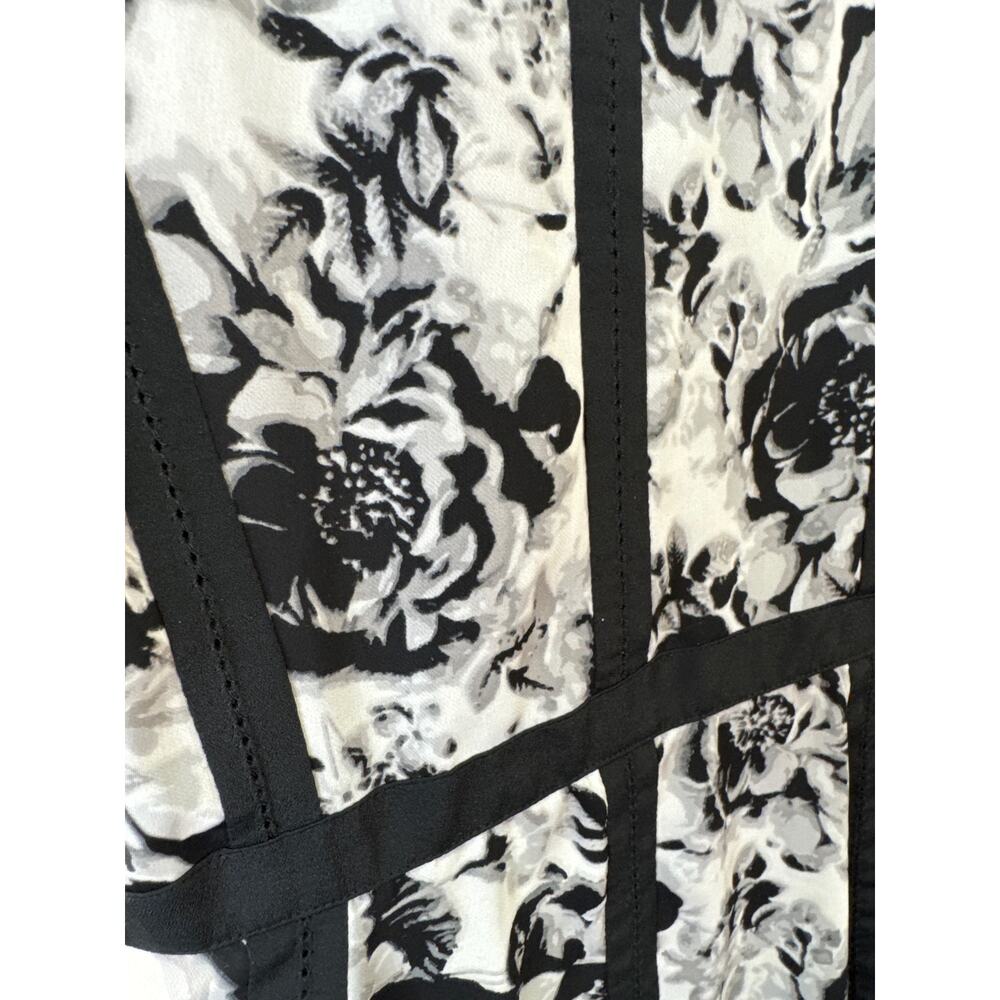 Talbots Black and White Floral Dress Size 6P - Picture 5 of 5